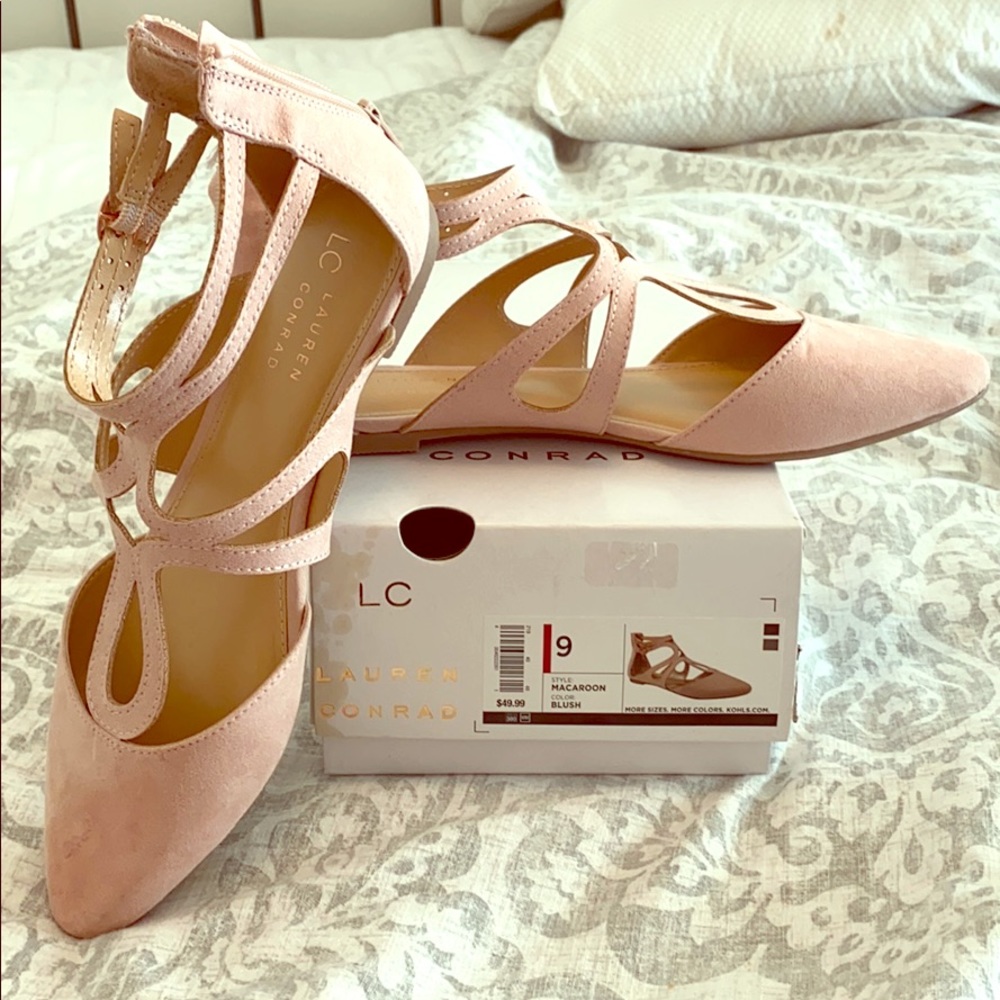 Size 9 blush Lauren Conrad flats